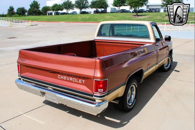 Photo of 1983 Burnt Orange Chevrolet C10/K10