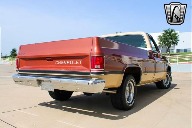 Photo of 1983 Burnt Orange Chevrolet C10/K10