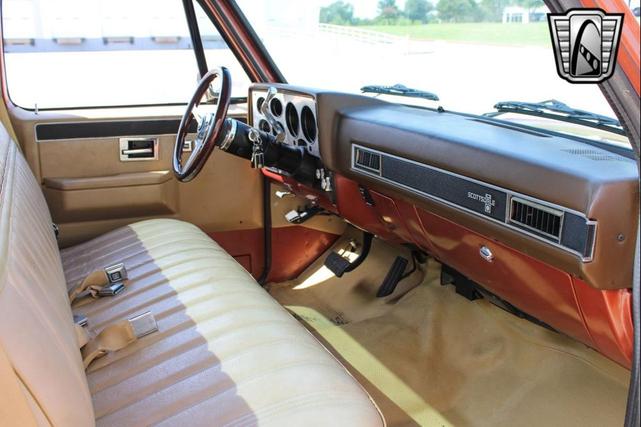 Photo of 1983 Burnt Orange Chevrolet C10/K10