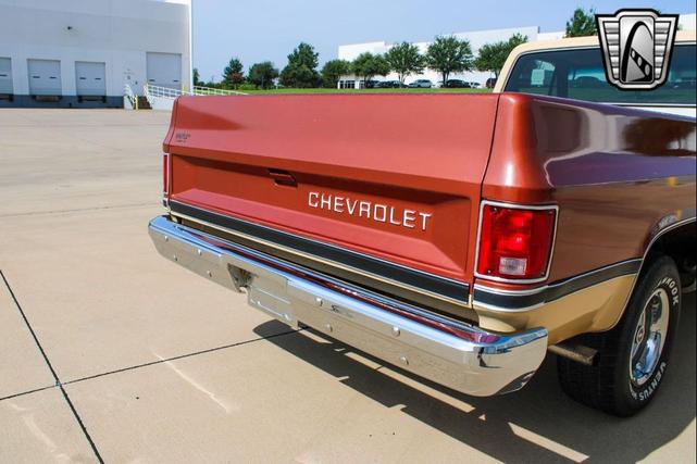 Photo of 1983 Burnt Orange Chevrolet C10/K10