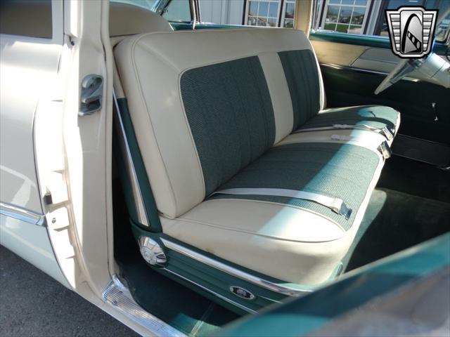 Photo of 1955 White Buick Roadmaster