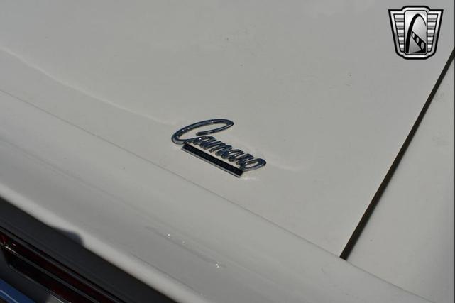 Photo of 1969 White Chevrolet Camaro