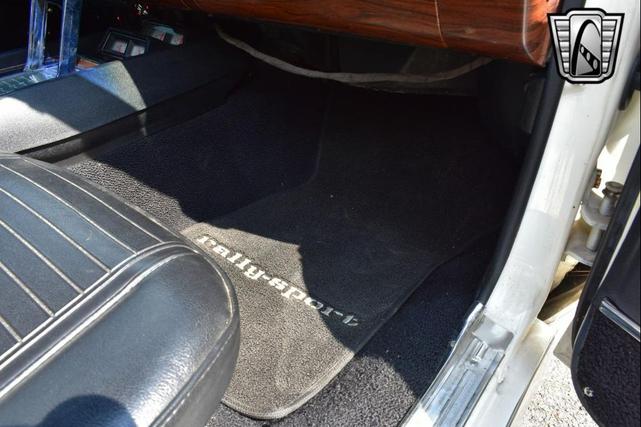 Photo of 1969 White Chevrolet Camaro