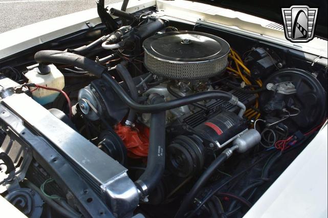 Photo of 1969 White Chevrolet Camaro