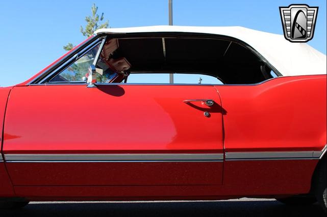 Photo of 1966 Red Oldsmobile 442