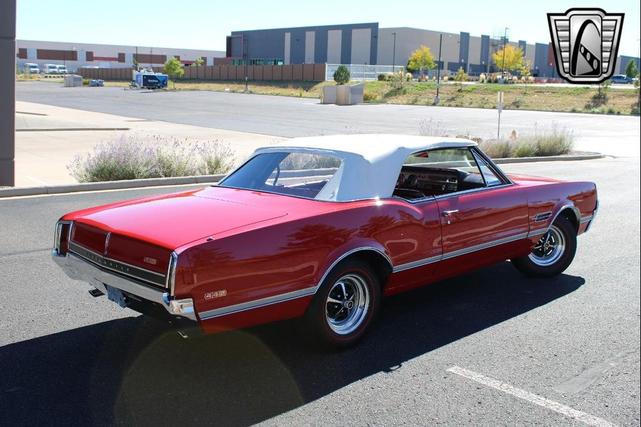 Photo of 1966 Red Oldsmobile 442