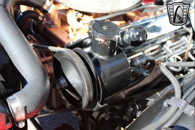 Photo of 1966 Red Oldsmobile 442
