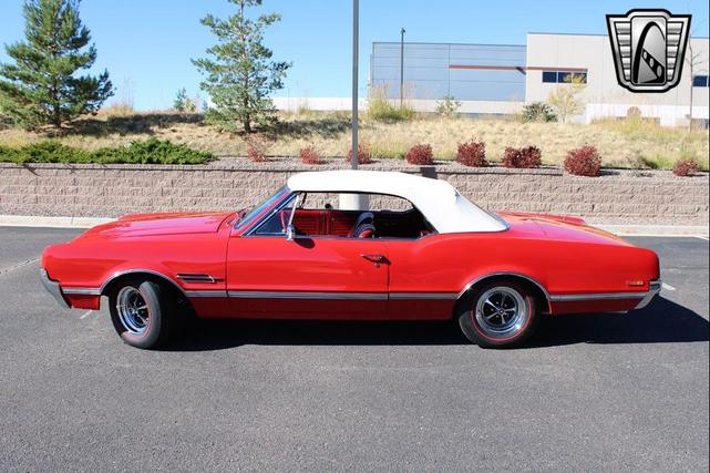 Photo of 1966 Red Oldsmobile 442