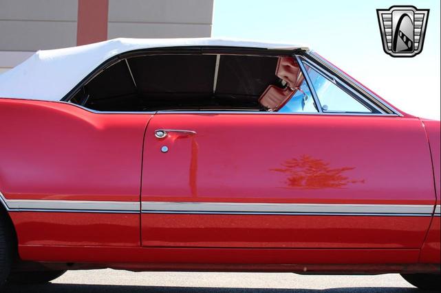 Photo of 1966 Red Oldsmobile 442