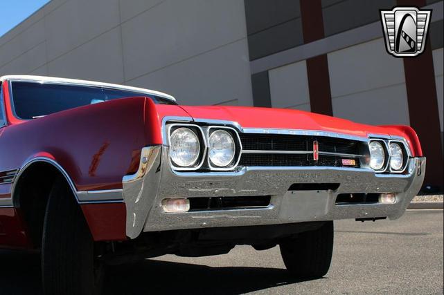 Photo of 1966 Red Oldsmobile 442
