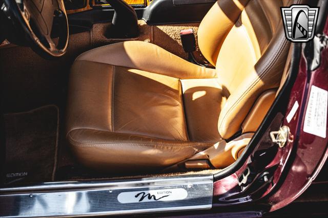 Photo of 1995 Merlot Mazda MX-5 Miata