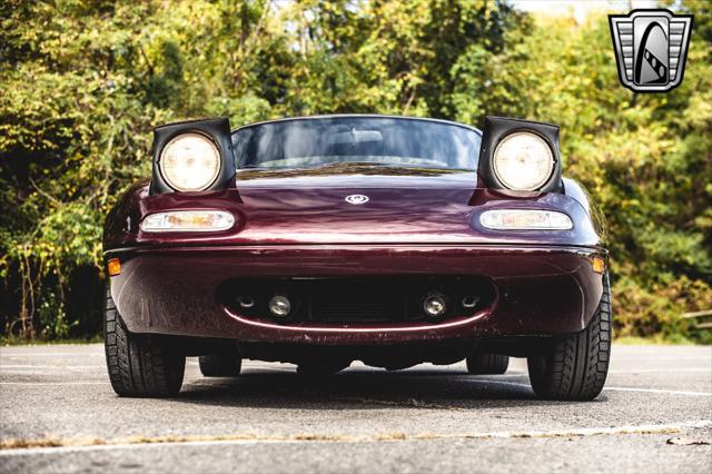 Photo of 1995 Merlot Mazda MX-5 Miata