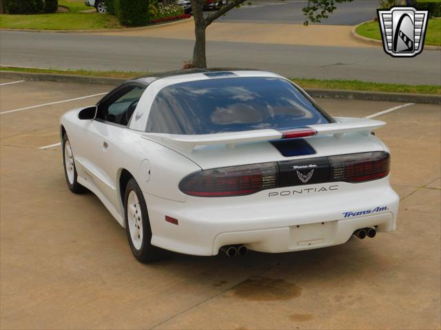 Photo of 1994 White Pontiac Firebird