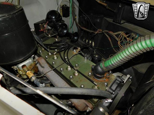 Photo of 1941 Gray Packard 120