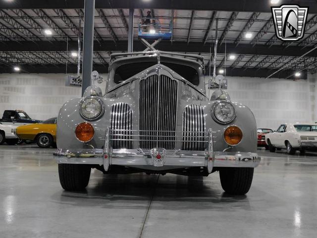 Photo of 1941 Gray Packard 120