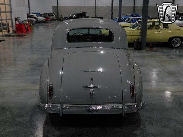 Photo of 1941 Gray Packard 120