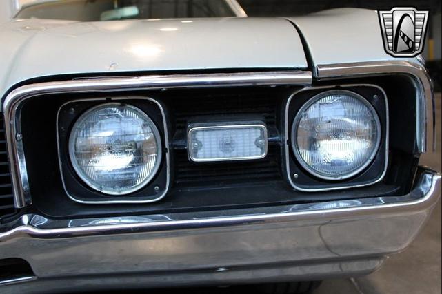 Photo of 1968 Silver Oldsmobile 442