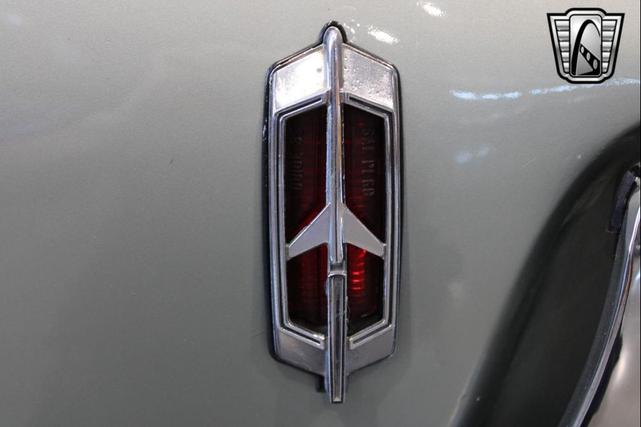 Photo of 1968 Silver Oldsmobile 442