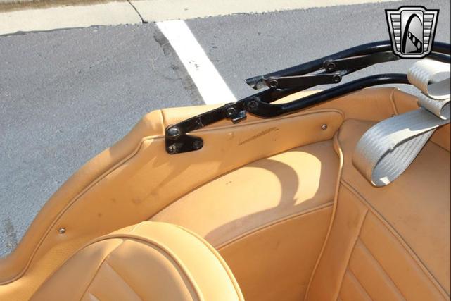 Photo of 1961 White Triumph TR3
