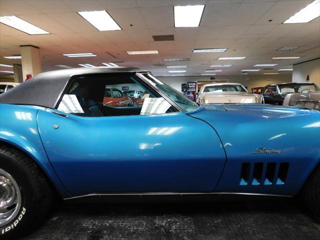 Photo of 1969 Blue Chevrolet Corvette