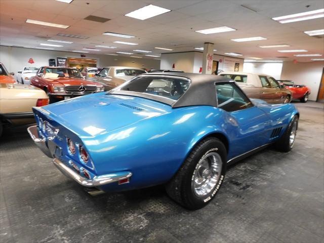 Photo of 1969 Blue Chevrolet Corvette