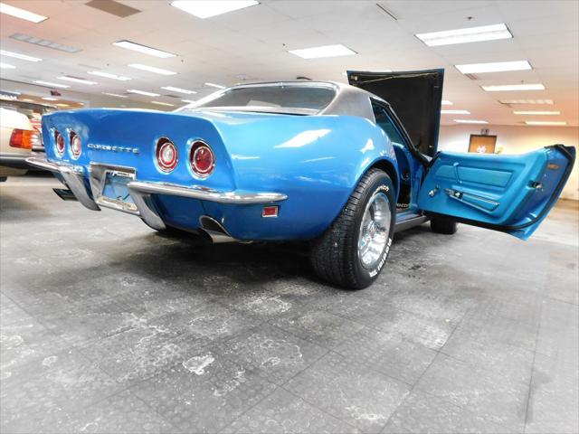Photo of 1969 Blue Chevrolet Corvette