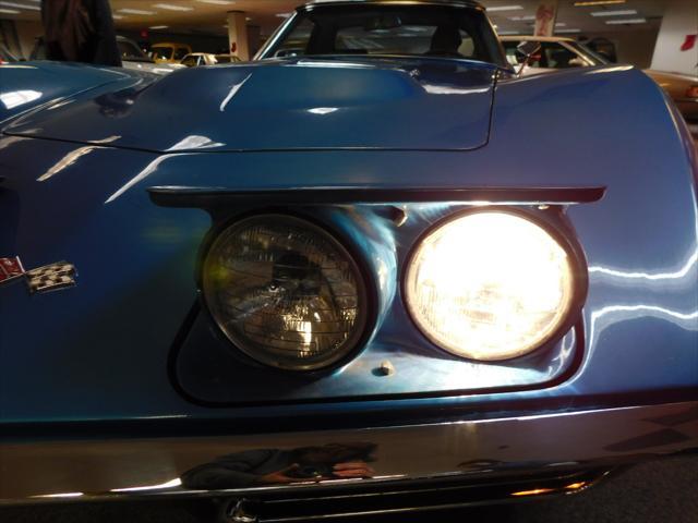 Photo of 1969 Blue Chevrolet Corvette