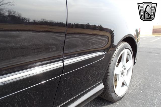 Photo of 2007 Black Mercedes-Benz CLK-Class