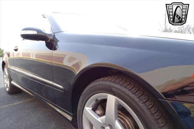 Photo of 2007 Black Mercedes-Benz CLK-Class
