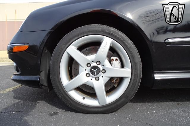Photo of 2007 Black Mercedes-Benz CLK-Class