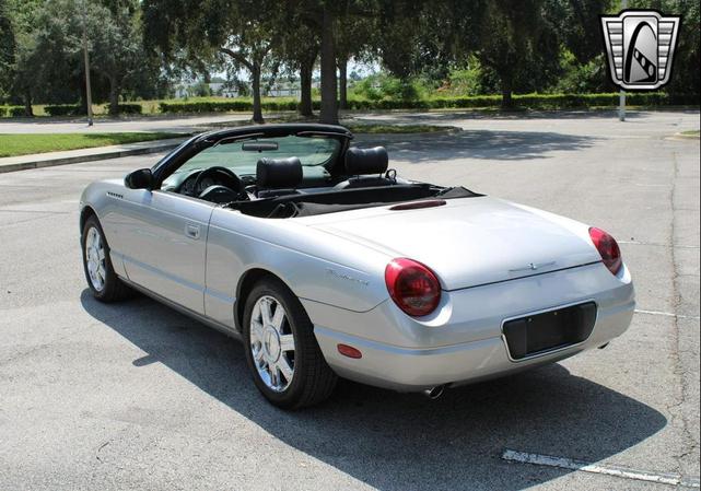 Photo of 2004 Silver Ford Thunderbird