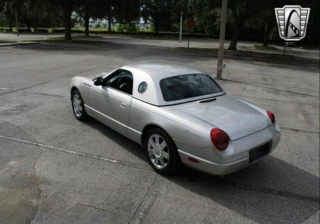 Photo of 2004 Silver Ford Thunderbird