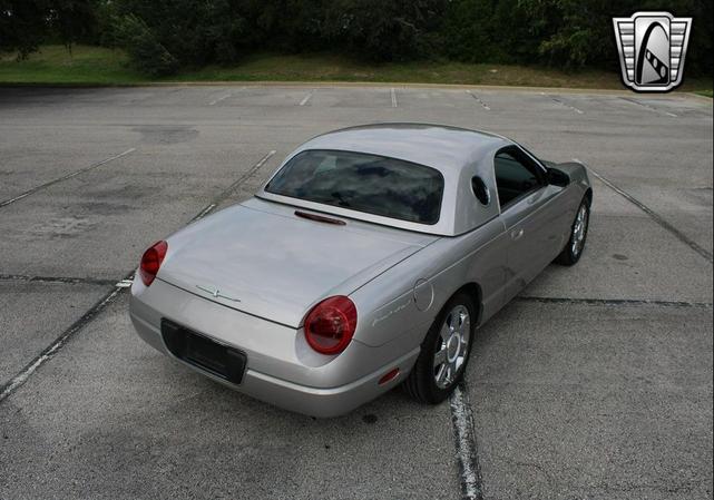 Photo of 2004 Silver Ford Thunderbird