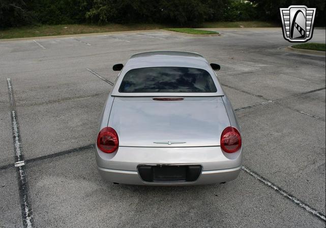 Photo of 2004 Silver Ford Thunderbird