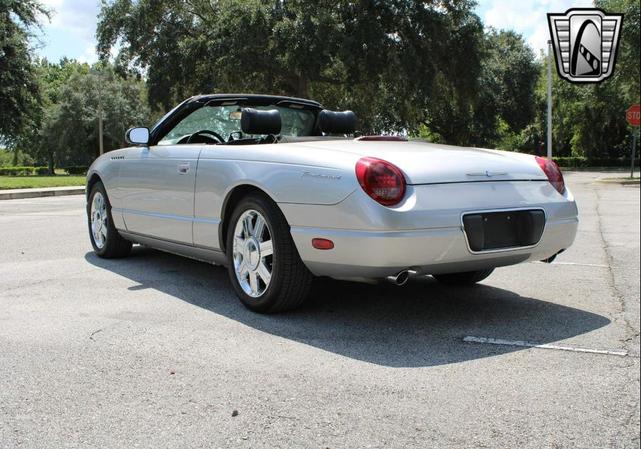 Photo of 2004 Silver Ford Thunderbird