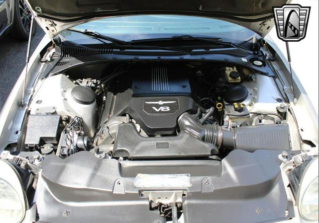 Photo of 2004 Silver Ford Thunderbird