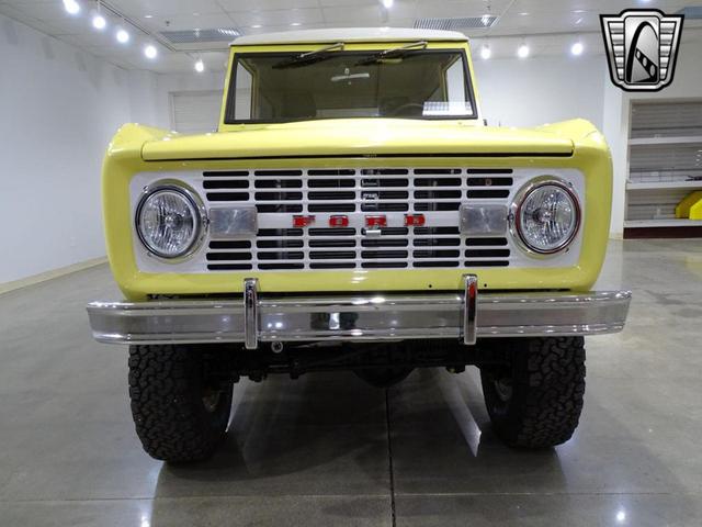Photo of 1977 Yellow Ford Bronco