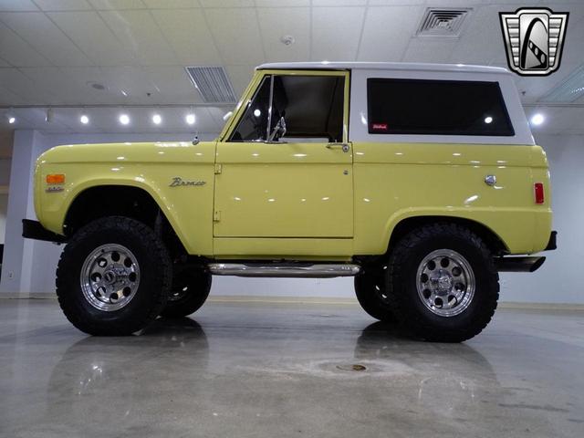 Photo of 1977 Yellow Ford Bronco