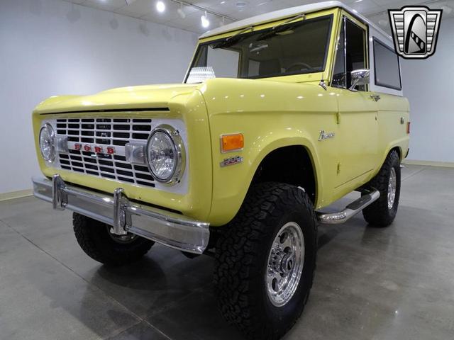 Photo of 1977 Yellow Ford Bronco