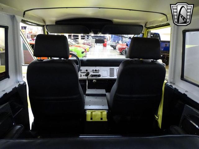 Photo of 1977 Yellow Ford Bronco