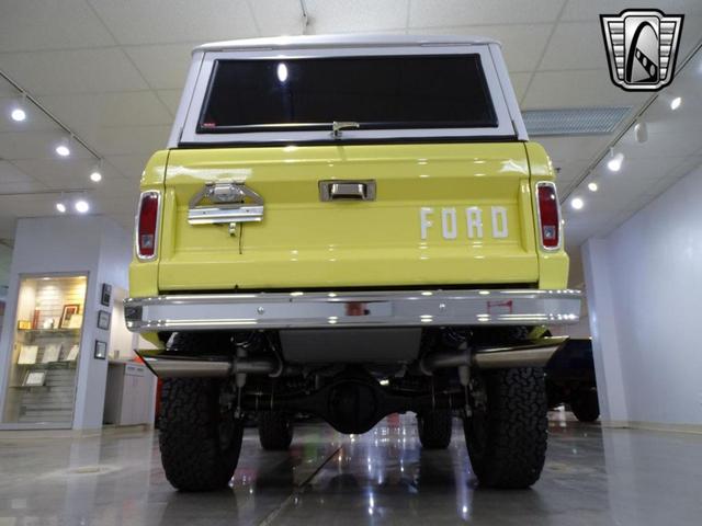 Photo of 1977 Yellow Ford Bronco