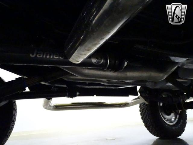 Photo of 1977 Yellow Ford Bronco