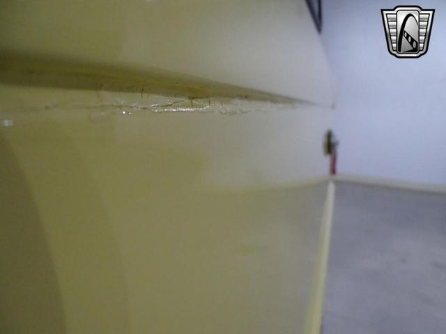 Photo of 1977 Yellow Ford Bronco