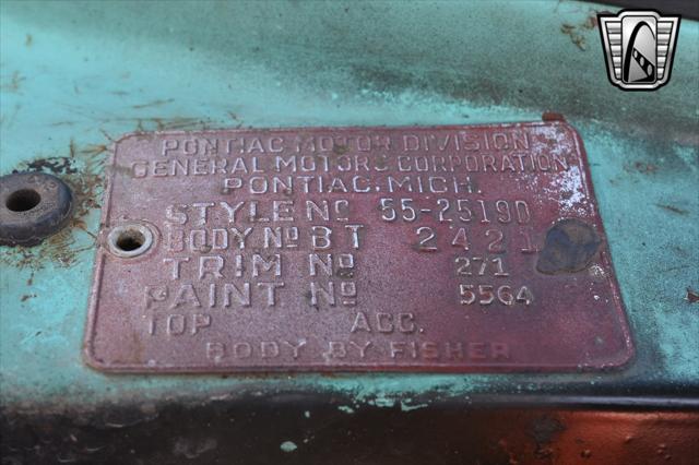 Photo of 1955 Blue Pontiac Chieftain