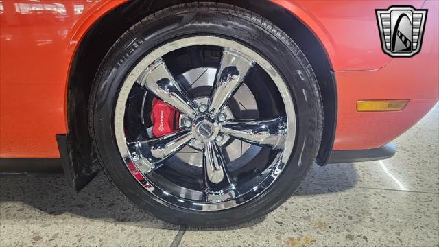 Photo of 2009 Orange Dodge Challenger