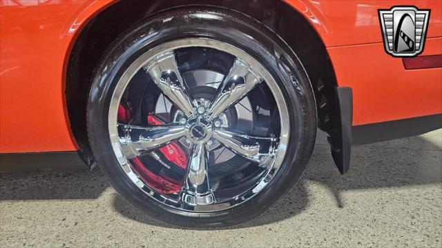 Photo of 2009 Orange Dodge Challenger