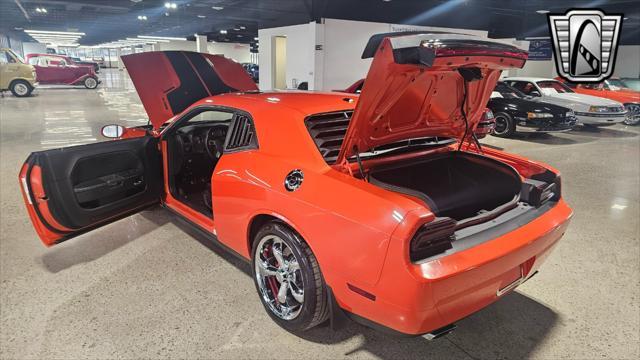 Photo of 2009 Orange Dodge Challenger