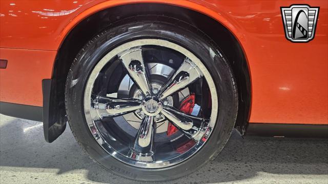 Photo of 2009 Orange Dodge Challenger