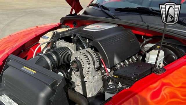Photo of 2003 Red Chevrolet SSR