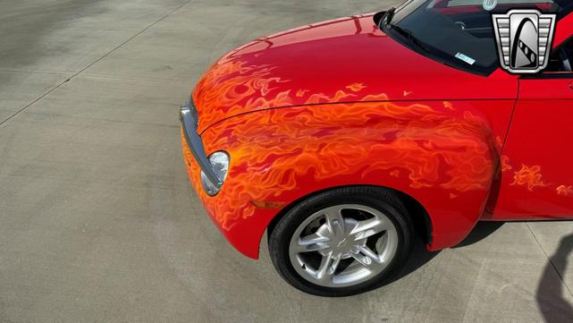 Photo of 2003 Red Chevrolet SSR